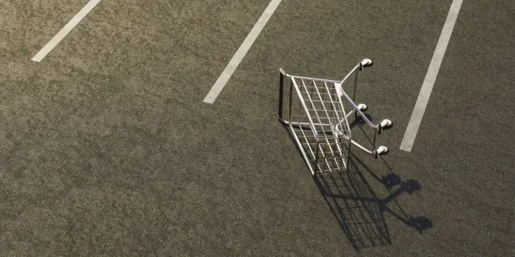 Foto van een verlaten winkelwagentje, wat je kunt voorkomen met deze tips
