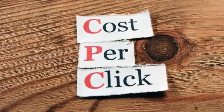Foto met de tekst 'cost per click'