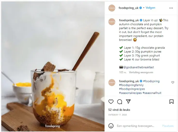 Screenshot van een recept voor een chocolade en pompoen parfait van Foodspring UK op Instagram