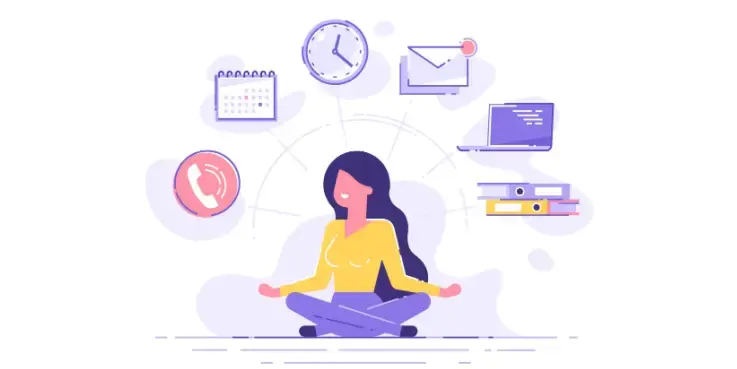 Een vrouw beheert haar webshop met gemak dankzij Odoo