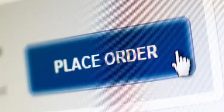 Een cursor klikt op een onjuiste bestelknop waarop 'place order' staat