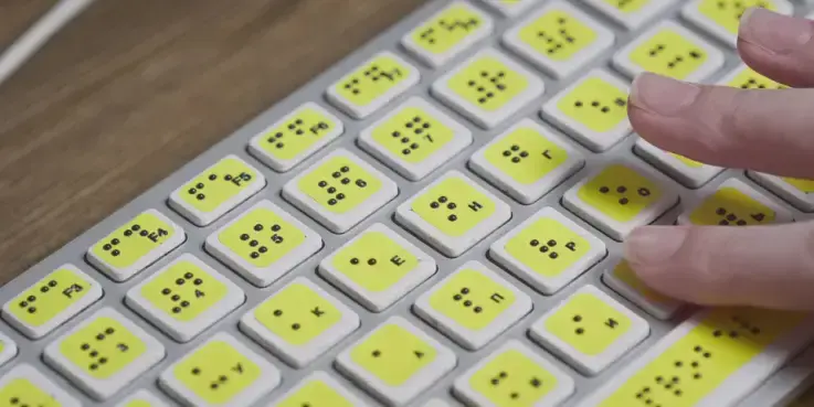 Foto van een braille toetsenbord
