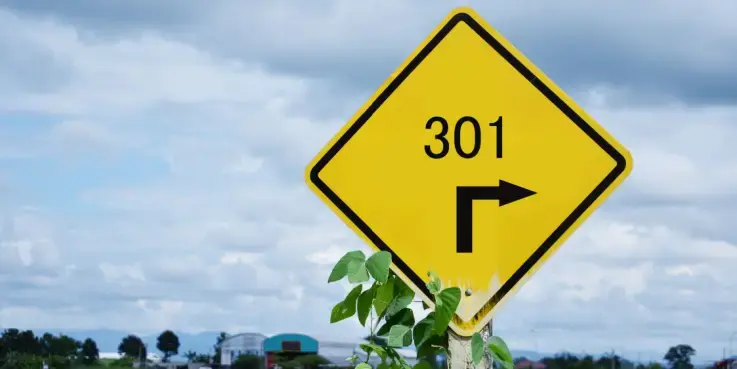 Verkeersbord met een redirect